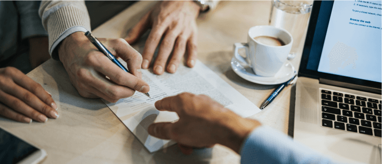 insurance-consultant-1